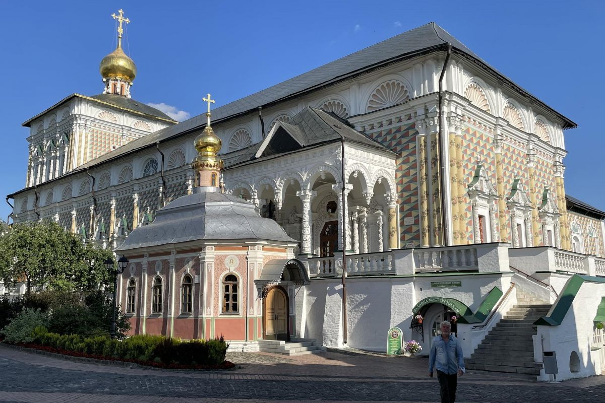 Экскурсия из Москвы "Сергиев Посад - Радонеж - Александров"